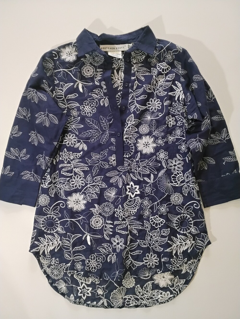 Gretchen Scott Tunic Top Womens Navy Silver Embroidered Floral Preppy Boho Chic